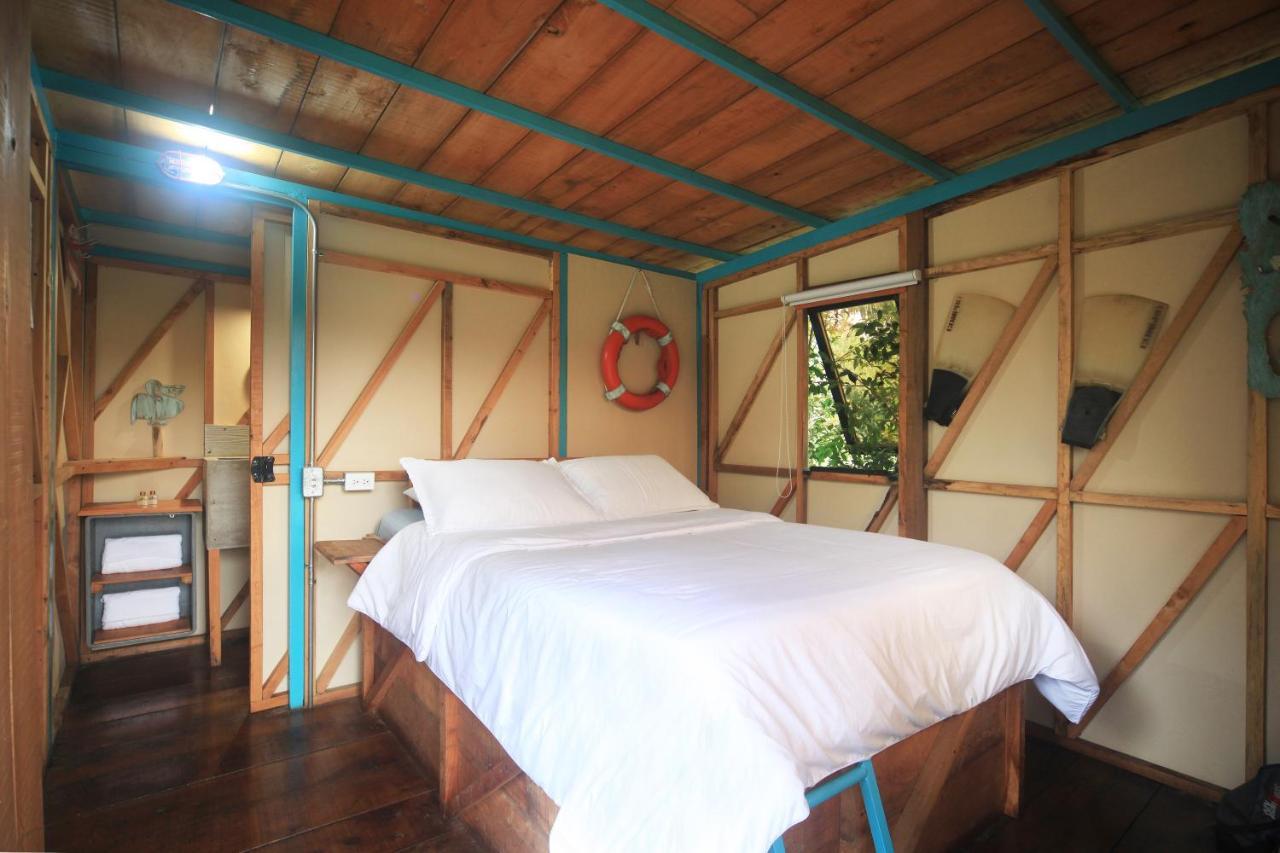 Redwood Salento Hotel Bagian luar foto